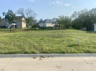 903 W Orchard Ave, Indianola, IA 50125
