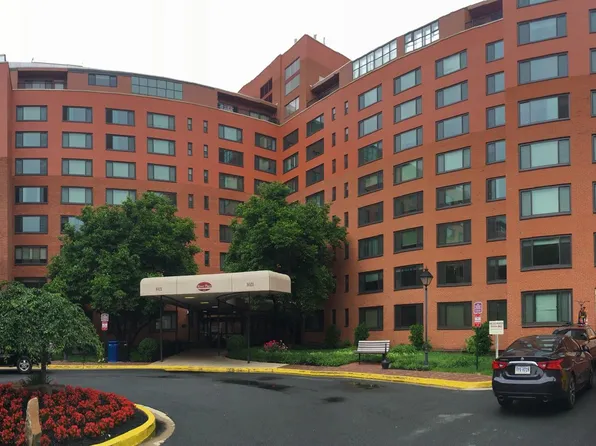 1021 Arlington Blvd, Arlington, VA