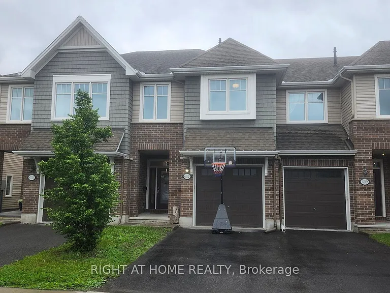 607 Egret Way — Photo 1