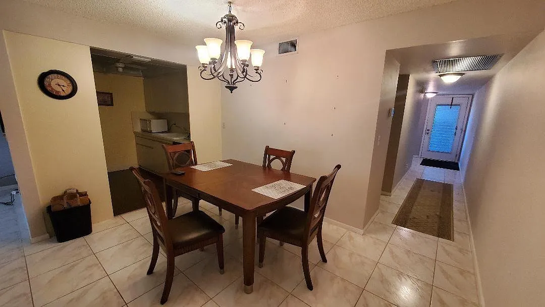 1 bed, 1.5 bath, 861 sqft, $1,600 — Photo 4