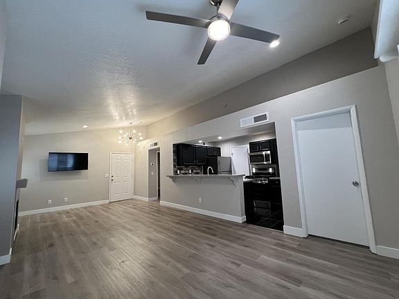 3rd image of 7570 W Flamingo Rd