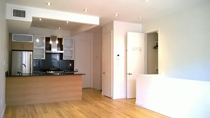 Rented by Keller Williams NYC | media 61