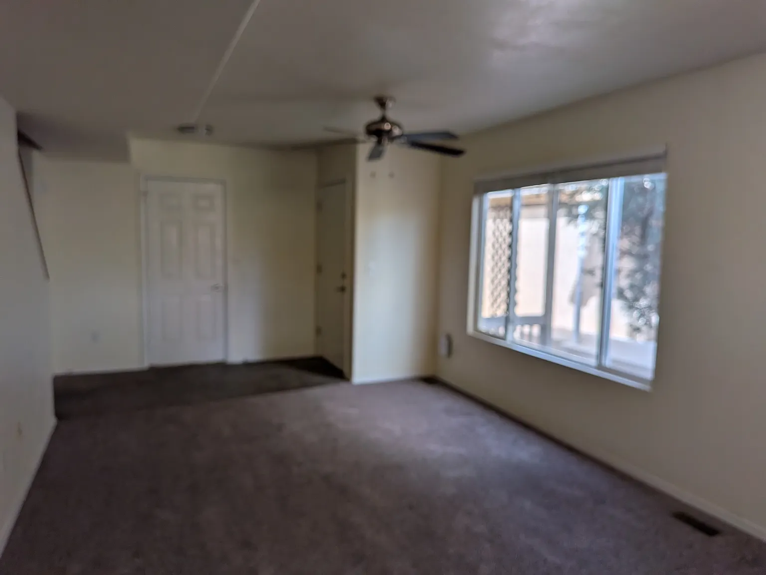 3 bed, 2.5 bath, 1500 sqft, $2,100 — Photo 4