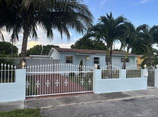 451 W 32nd Pl, Hialeah, FL 33012