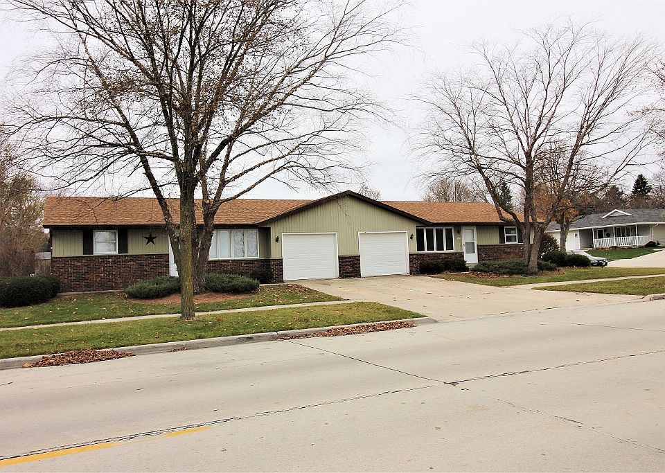 1st image of 3413 Saemann Ave