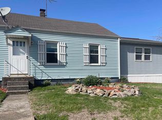 730 3rd St, Buffalo, IA 52728