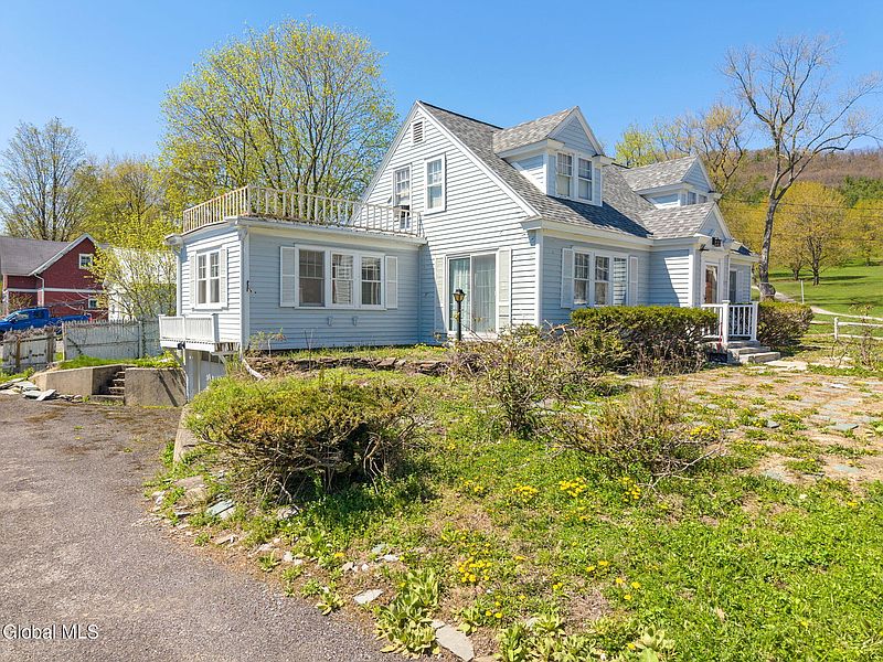 3rd image of 137 Washington Avenue
