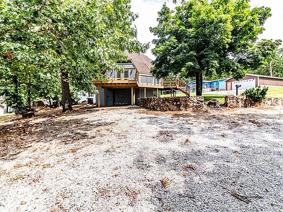 4th image of 10116 Billabong Dr