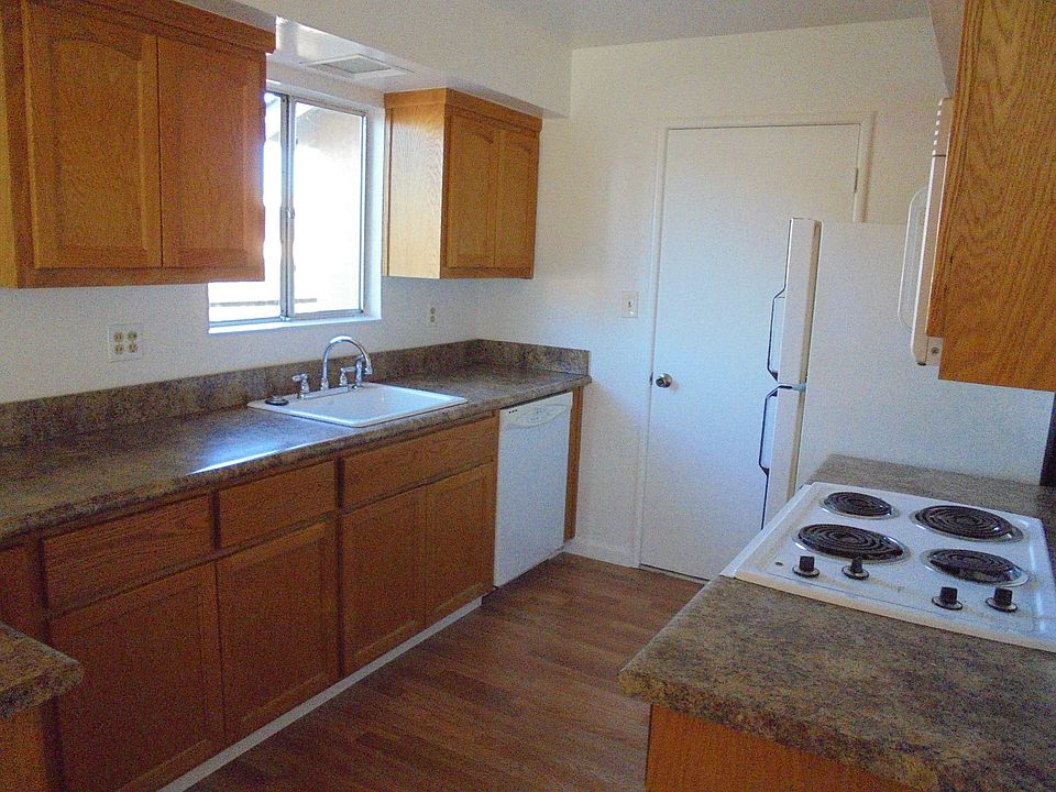 2nd image of 1713 Dover Ave