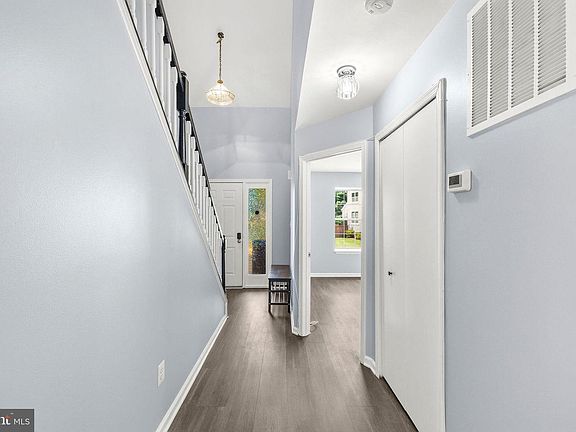 4th image of 6104 Stonepath Cir
