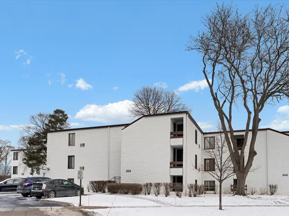 354 W Miner St APT 1C, Arlington Heights, IL 60005