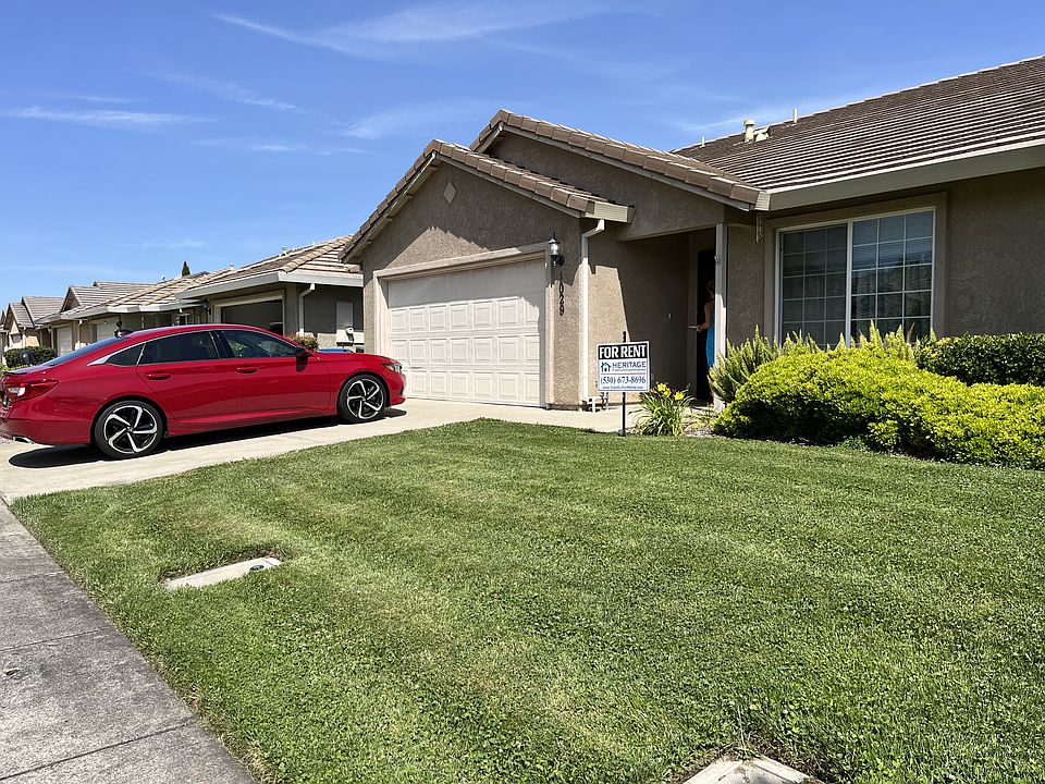 1st image of 1029 Courtyard Dr