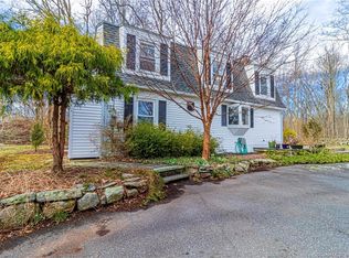 93 Mullen Hill Rd #R, Waterford, CT 06385