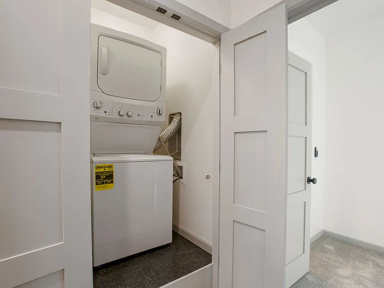 Quaker Condos - $300 Off Immediate Move-Ins! — Photo 8