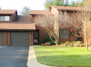 4909 Grandview Cir #8, Midland, MI 48640