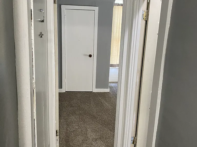 416 Blunt St — Photo 11