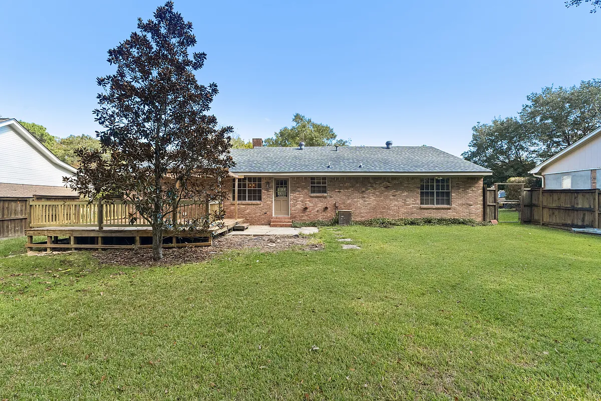 Building Photo - 129 Brycewood Cir