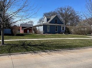 635 S State St, Geneseo, IL 61254