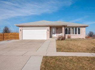 16267 Carlow Cir, Manhattan, IL 60442