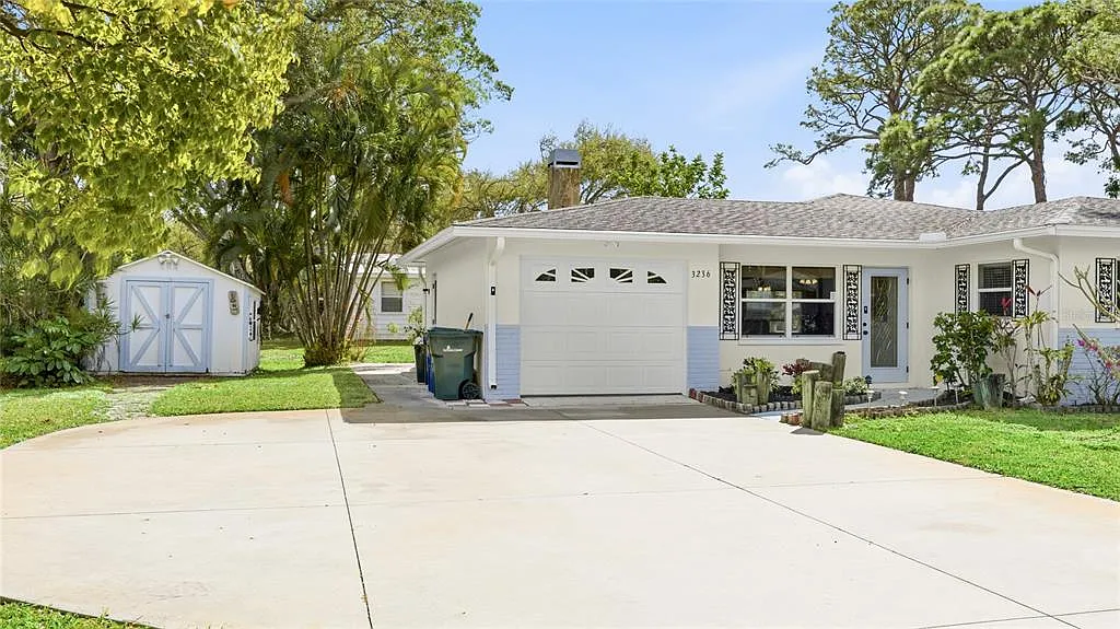 3 bed, 2.0 bath, 1594 sqft, $2,600 — Photo 4