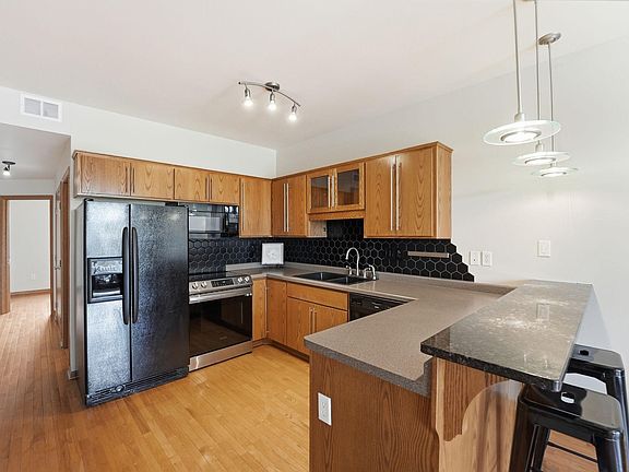 2nd image of 15 E Minnesota St Suite 211