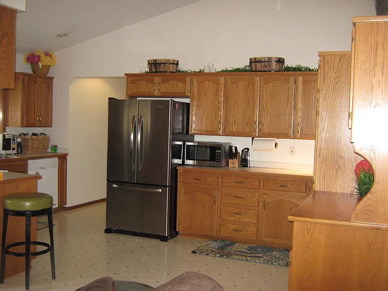 8384 Double Ditch Rd — Photo 4