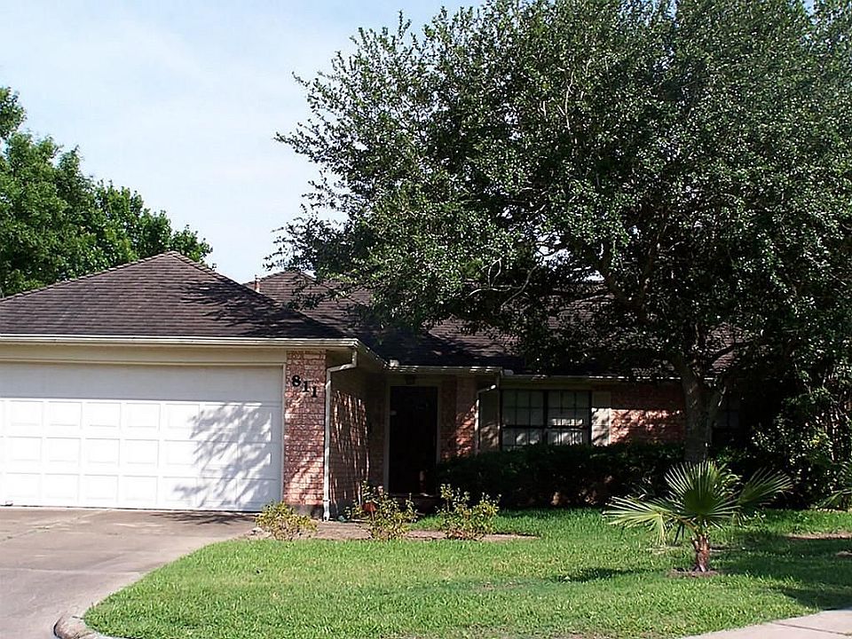 1st image of 811 Birchview Ct