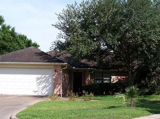 811 Birchview Ct, Pearland, TX 77584