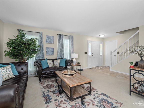 4th image of 2423 Warm Springs Ln
