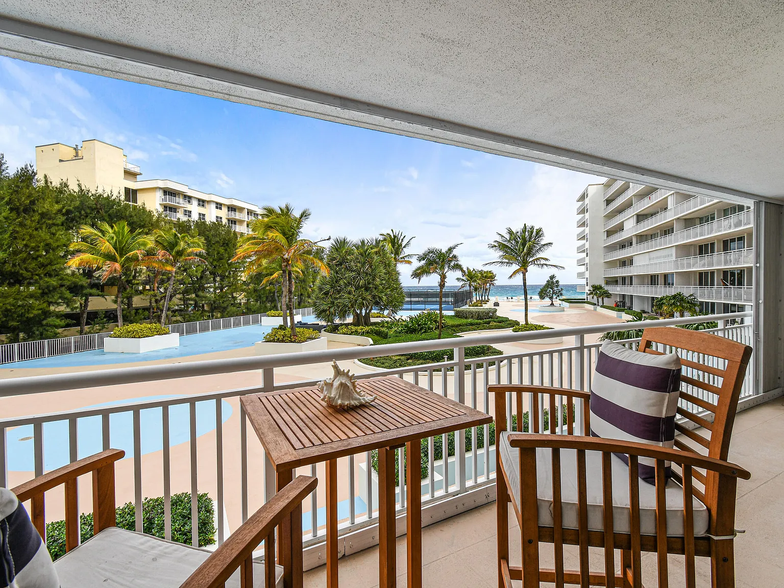 2 bed, 2.0 bath, 1224 sqft, $8,500 — Photo 3