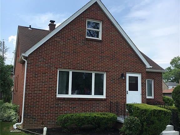 2nd image of 53 Magnolia St