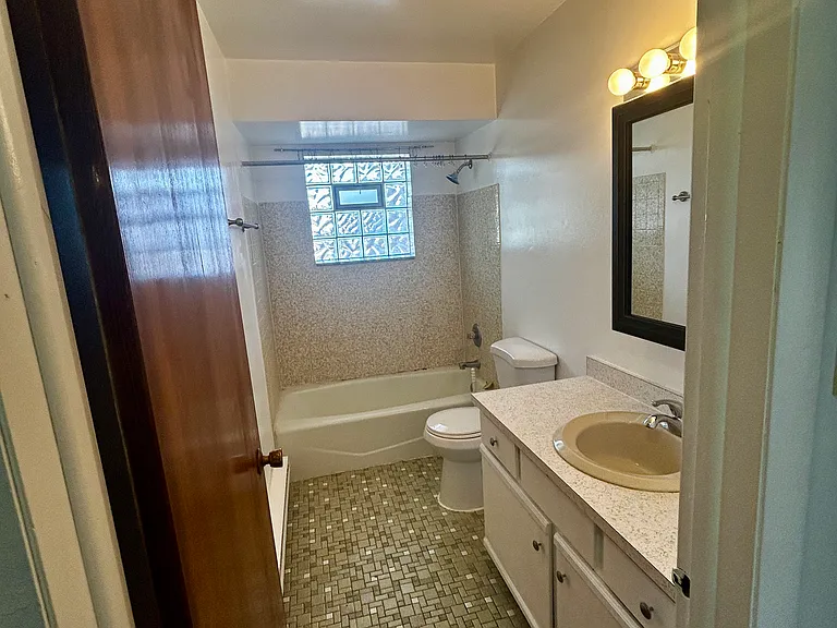17760 Rosewood Dr #6 — Photo 9