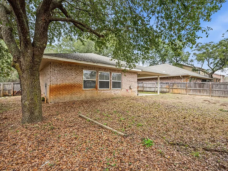 2159 Bayshore Dr — Photo 41