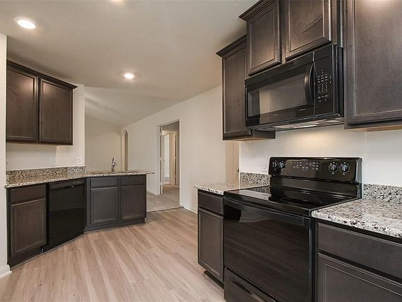 3rd image of 24161 Wilde Dr