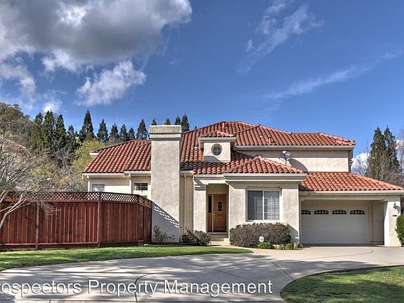 2nd image of 1085 Appian Way