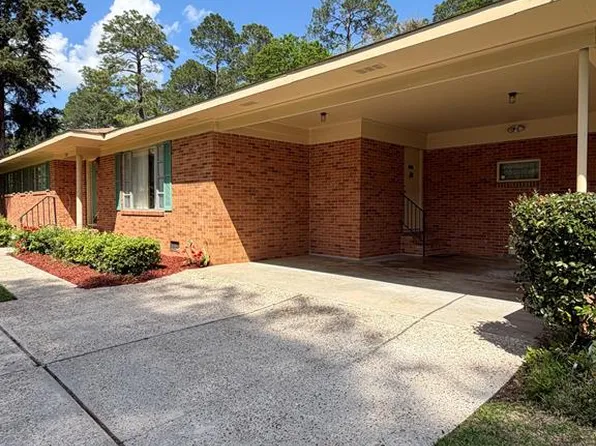 1309 S Edgewood Dr, Dothan, AL 36301