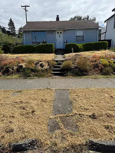 5002 47th Ave SW Photo 1