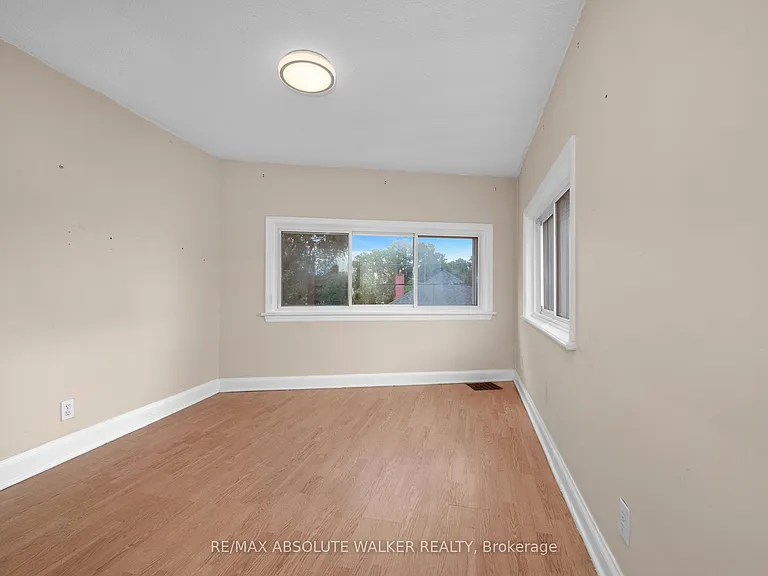 131 Dagmar Ave #3 — Photo 27