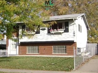 22414 Hayes Ave, Eastpointe, MI 48021