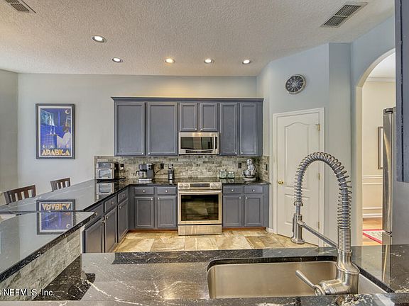 4th image of 7891 CHASE MEADOWS Drive E