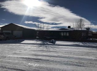 680 7th St, Mountain View, WY 82939
