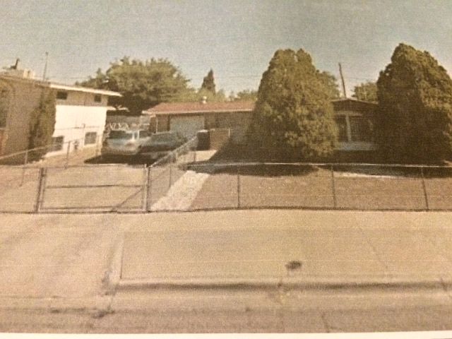 1st image of 5713 Sherbrooke Ave