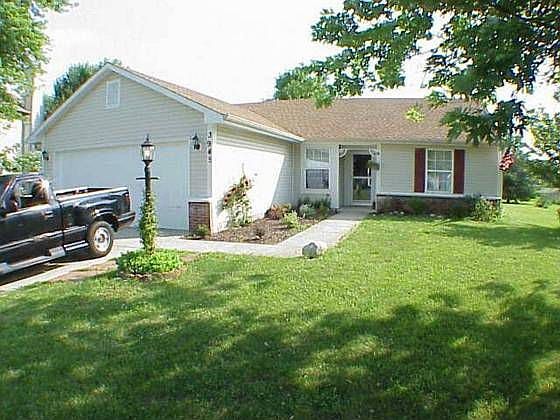 2nd image of 3945 Tamara Way