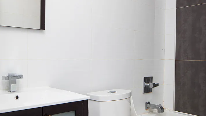 Rented by Nooklyn NYC LLC | media 25