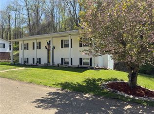 213 Majestic Dr, Cross Lanes, WV 25313