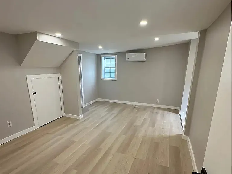18 Forester Ave #0 — Photo 8
