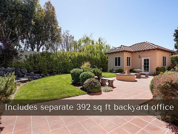 3rd image of 81 Lakewood Cir