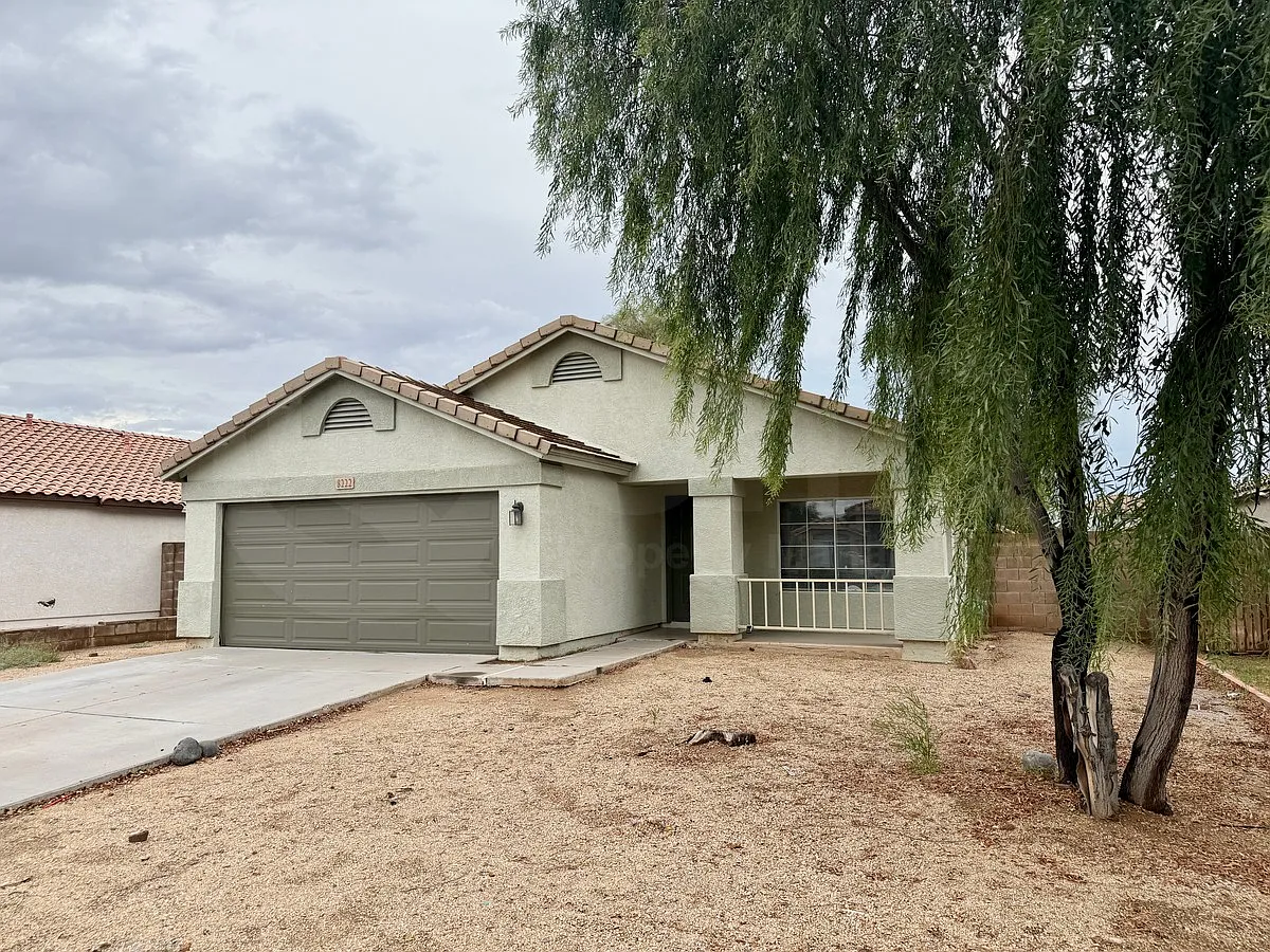 4 bed, 2.0 bath, 1480 sqft, $1,799 — Photo 2
