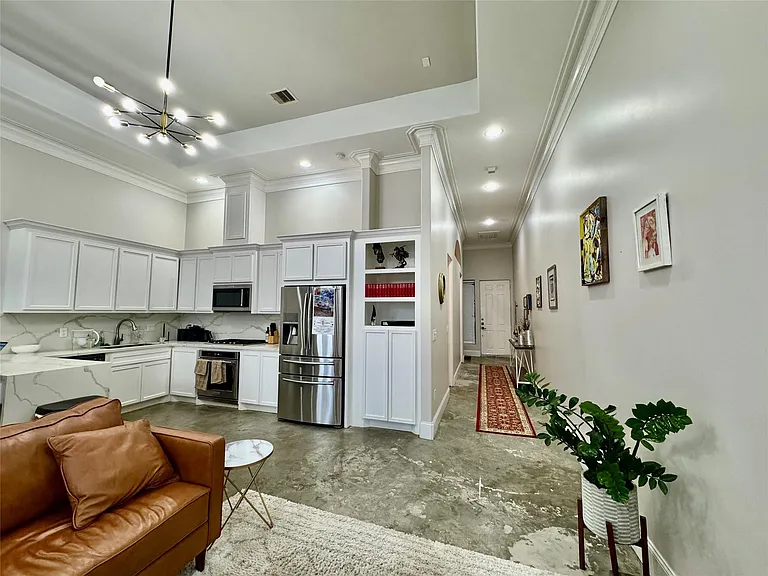 5801 Winsome Ln #306 — Photo 8