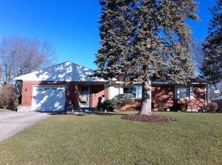 308 E Lyndhurst St, Sidney, OH 45365